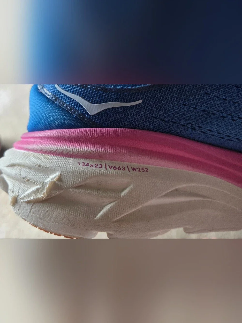 Hoka One One Bondi 8 Shoes Womens 9B Blue Pink Cushioned Road Running Sneakers